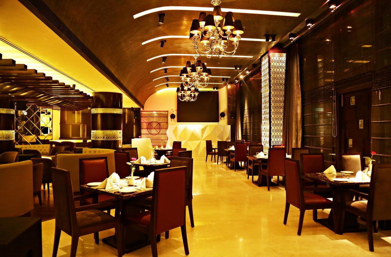 Inde Hotel Chattarpur New Delhi Eksteriør bilde